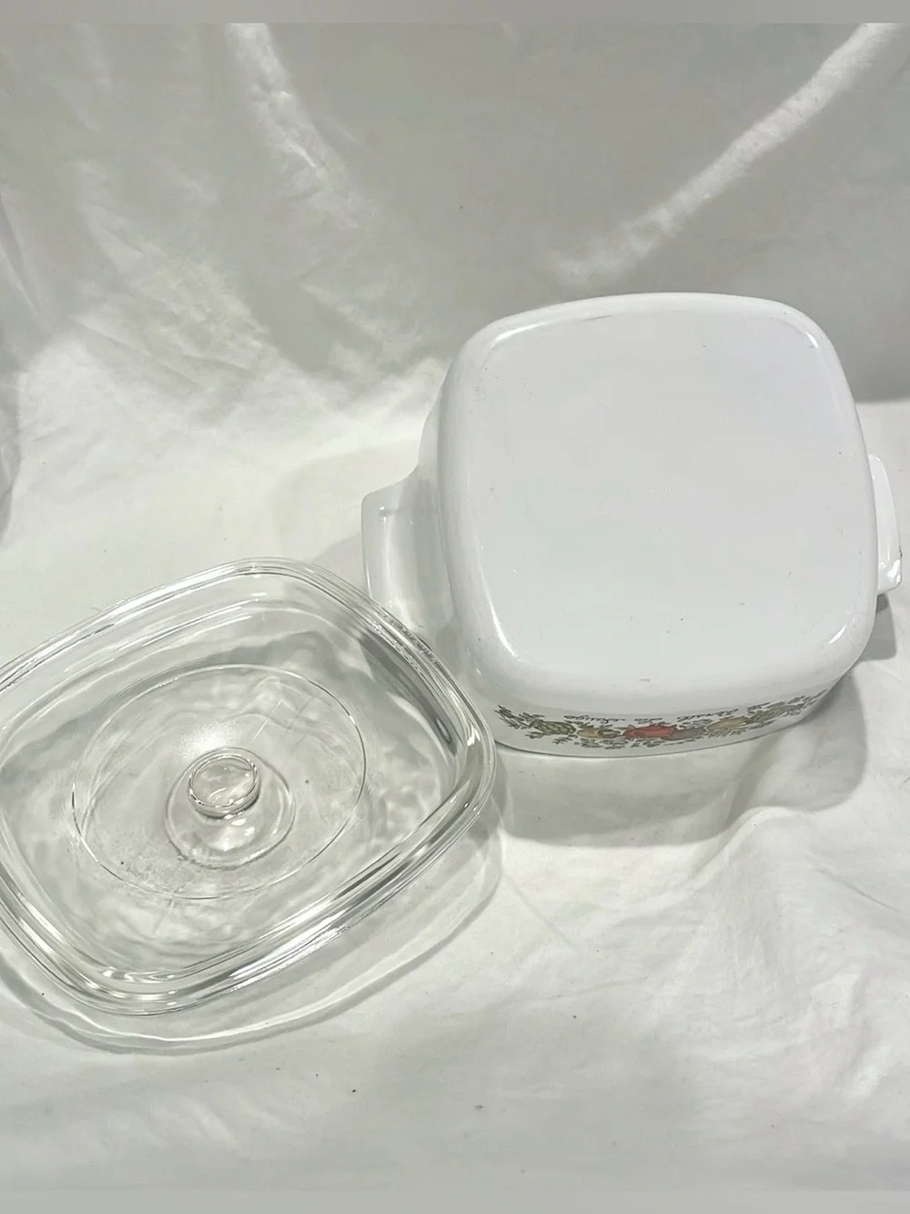 Vintage Corningware “Spice of Life” 1.5 Qt Lidded Baking Casserole Dish | EUC